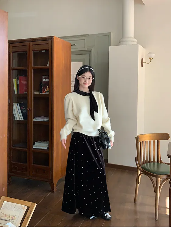 冬季一整套女装2025新款韩系蝴蝶结领毛衣高腰波点半身裙两件套装