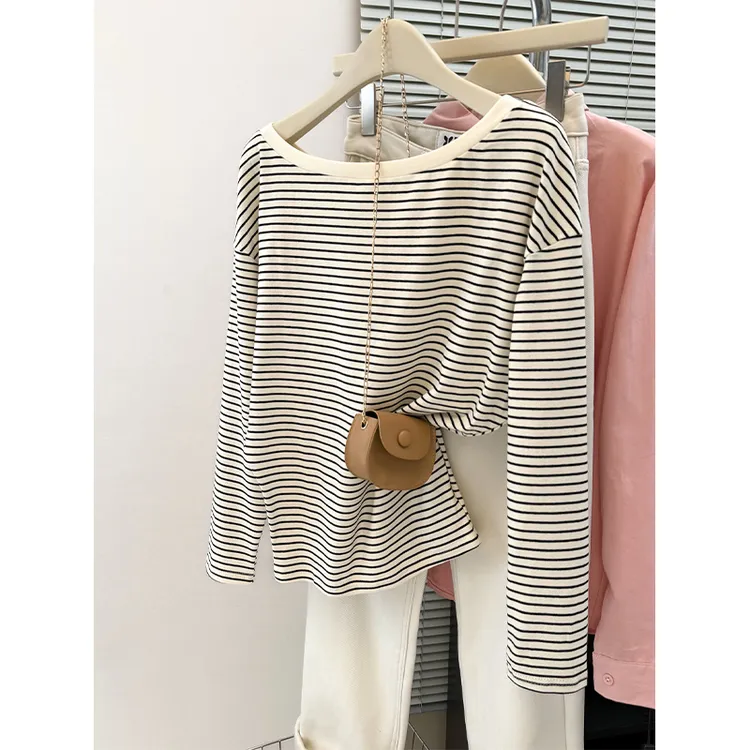 辣妹撞色条纹斜肩长袖T恤女2025秋季新款宽松显瘦设计感小众上衣