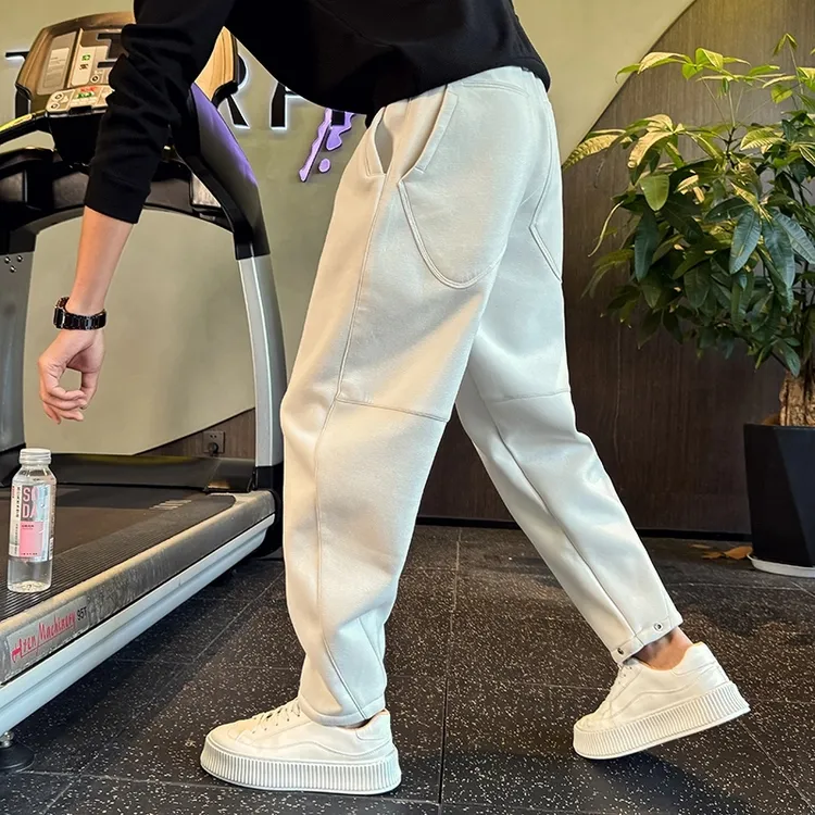 男士轻奢高级感裤子春秋款宽松弯刀卫裤冬装加绒加厚运动休闲长裤