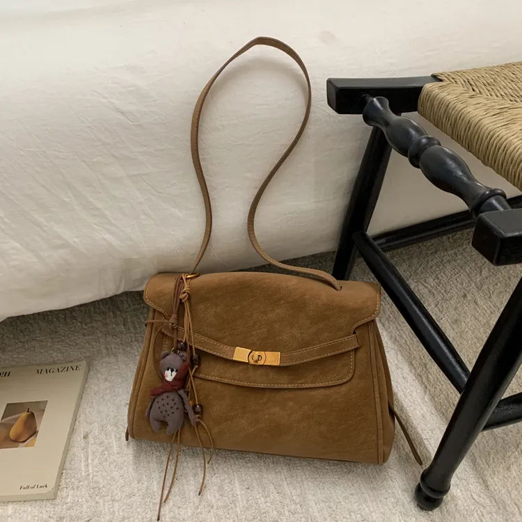 通勤简约时尚托特包休闲秋冬季新款斜挎包女2025潮流大容量单肩包