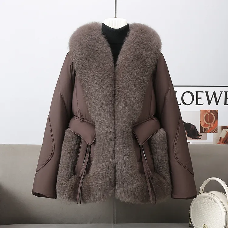 今年流行罗蒙皮草羽绒服女装2025新款年轻款爆款大毛领白鸭绒外套