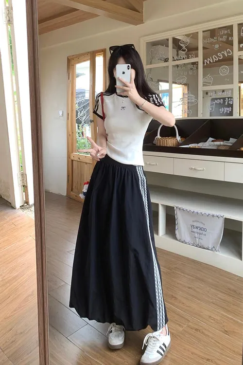 运补休闲运动风短袖修身小个子上衣T+百搭高腰中长款半身裙两件套