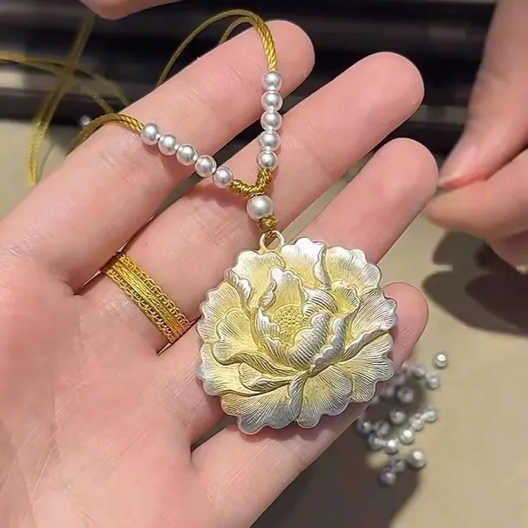 吊坠足银 999描金牡丹花银吊坠项链民族风编绳毛衣链送女友礼物