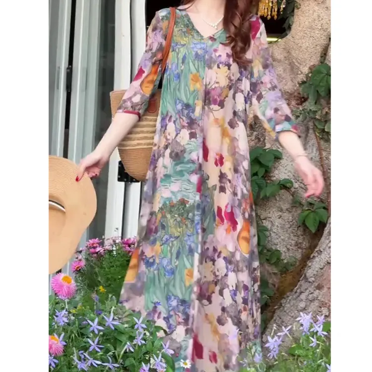 洋气时尚连衣裙裙子女夏季新款印花宽松遮肚子减龄度假风中长裙