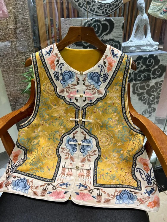 国风复古刺绣马夹中式马甲刺绣提花