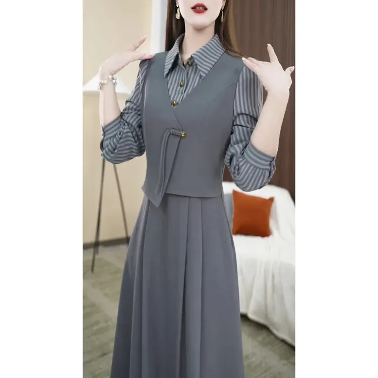 新中式假两件长袖连衣裙2025秋季新款气质显瘦条纹拼接休闲a字裙