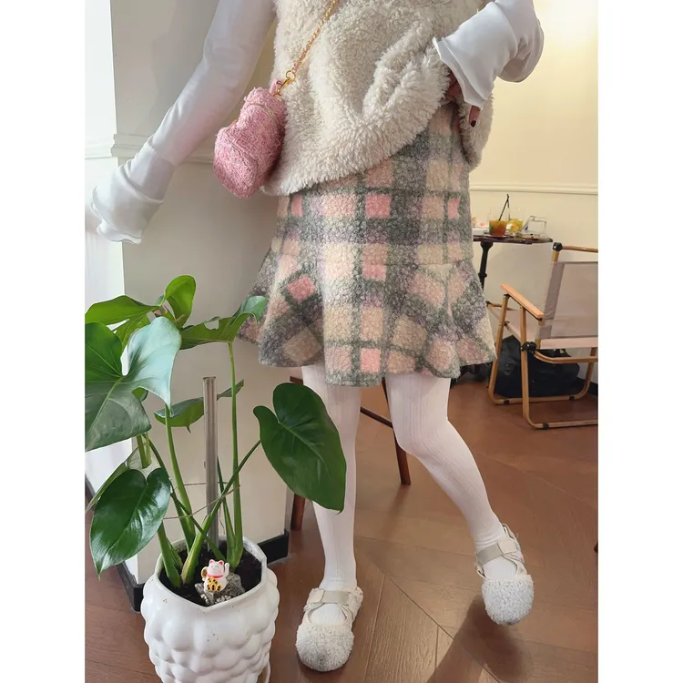 智英欧尼 格纹短裙【冬季羊羔毛高腰松紧腰半身裙A字裙子包臀裙女】
