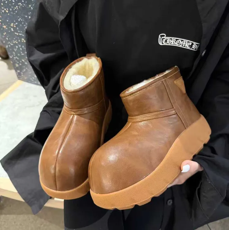 广州欧货【卡皮巴拉】冬季真皮5cm加厚保暖洋气丑萌免打理雪地靴