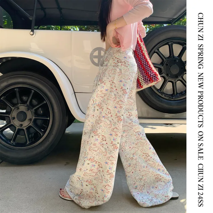 【CHUN ZI】25春夏甜酷松弛感直筒阔腿裤童趣小鱼涂鸦印花牛仔长裤
