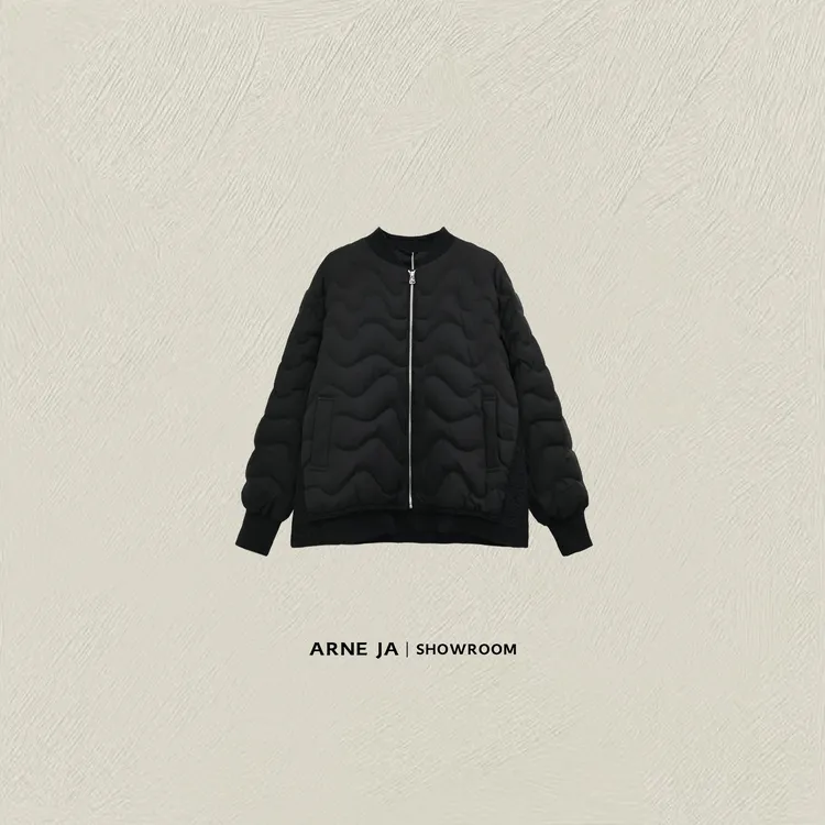 ARNE JA｜“暖冬刚需”暗解构微机能90鹅绒中空羽绒服W1075Y527