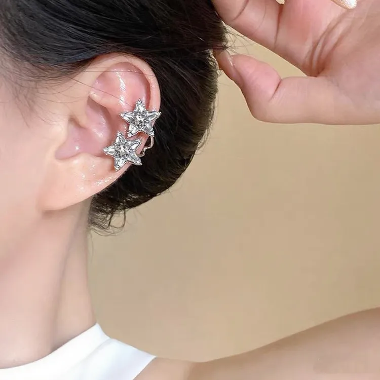 铜合金锆石耳饰 精致锆石五角星无耳洞耳骨夹女轻奢小众设计感气