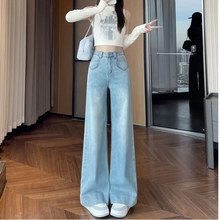 浅蓝色微喇牛仔裤女春秋季2025年新款高腰宽松不贴腿喇叭阔腿裤子