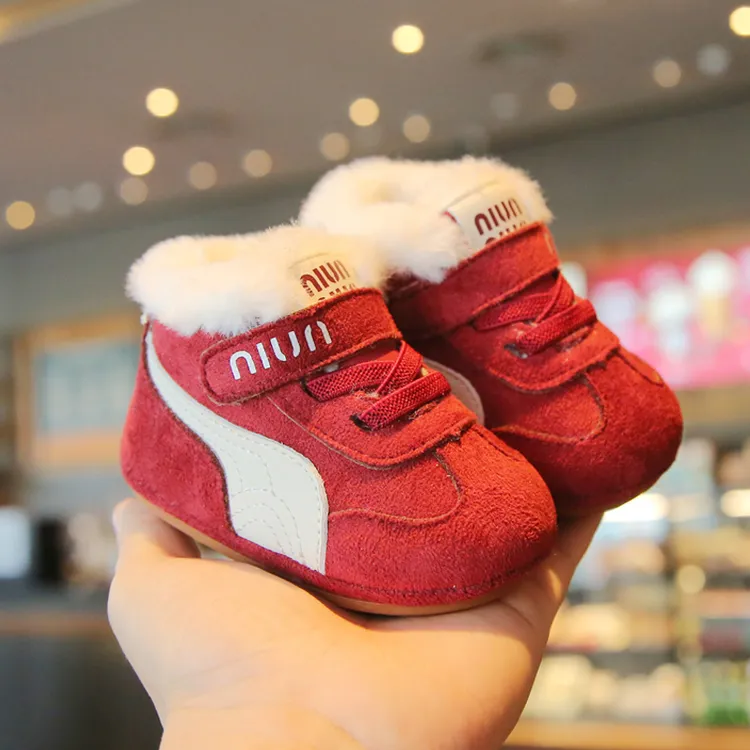 冬季加绒宝宝鞋0-2岁男女宝宝加厚防风保暖软底学步鞋