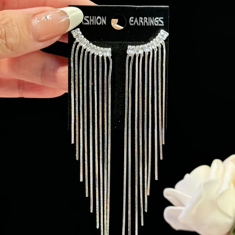 铜合金耳饰 娇媚】气质轻奢时尚长款流苏耳环小众高级感耳钉女个性