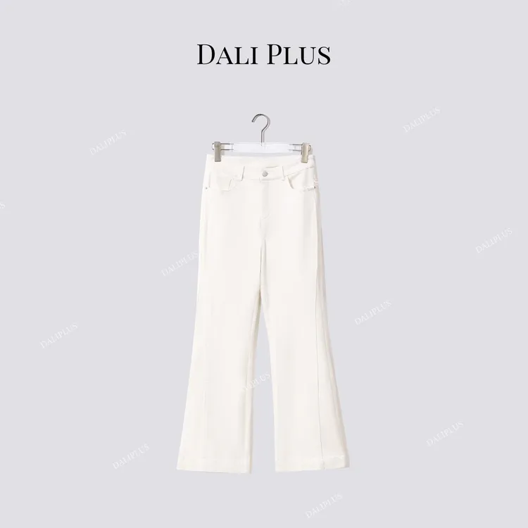 DALI PLUS“白色微喇牛仔裤”水洗百搭牛仔长裤-D5LT2235
