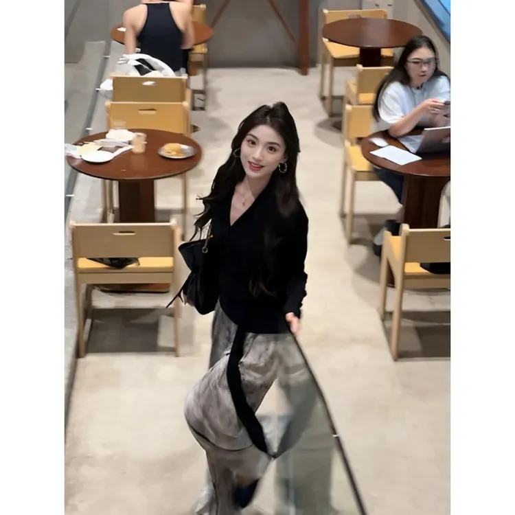 MARIE.COCO早秋新款轻熟老钱风套装气质V领长袖上衣女复古休闲裤