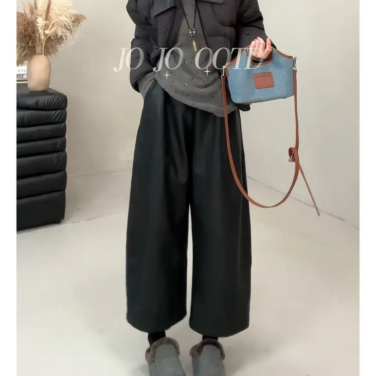 玖了个玖 2025冬款 极简百搭立体剪裁加厚进口PU皮裤 2511C7834