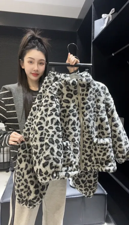 儿童睡衣冬季三层加绒加厚男童家居服套装宝宝冬款韩版豹纹可外穿