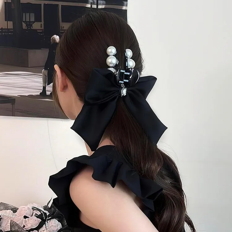 缎面蝴蝶结抓夹女高级感气质鲨鱼夹法式贝珠发夹女后脑勺夹子头饰