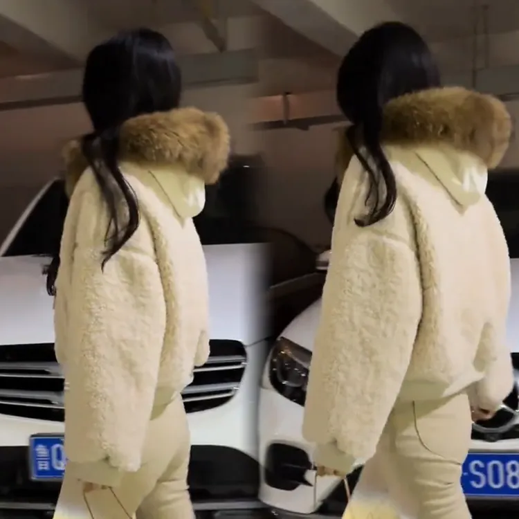 2025秋冬新款时尚显瘦气质网红高档洋气女高级百搭宽松大码外套潮