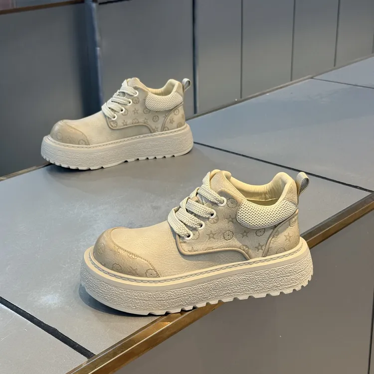 1268冬季新款厚底低帮休闲鞋防滑百搭潮流英伦风时尚舒适保暖板鞋