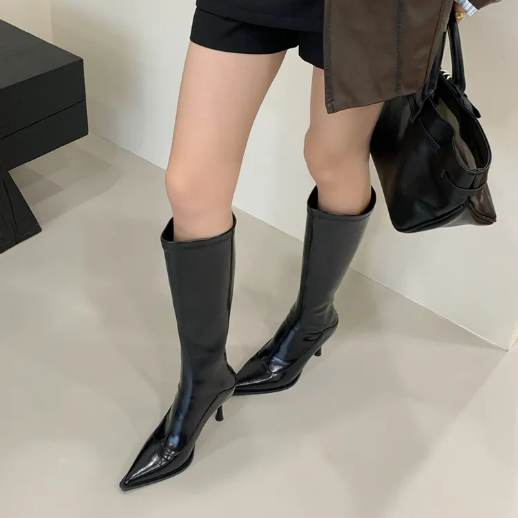 辣妹必备黑色漆皮尖头高跟长筒靴女2025春秋季新款显瘦细跟骑士靴