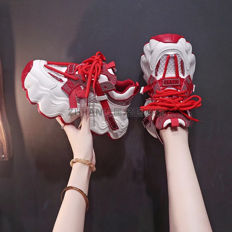 网红时尚水钻情侣鞋厚底老爹鞋2025新款透气百搭学生休闲运动鞋子