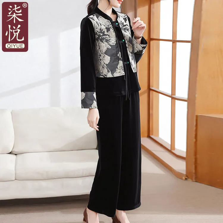 妈妈春装2025新款金丝绒品牌套装中老年女装休闲上衣两件套春秋款