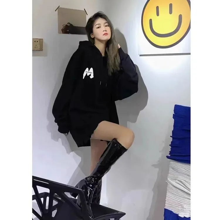 千金清冷感贵系衣服黑色连帽卫衣女2025时尚宽松春秋冬加绒中长款