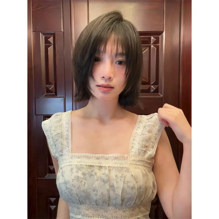 法式精致蕾丝斜裁裙女夏2025新款收腰显瘦气质碎花吊带连衣裙长裙