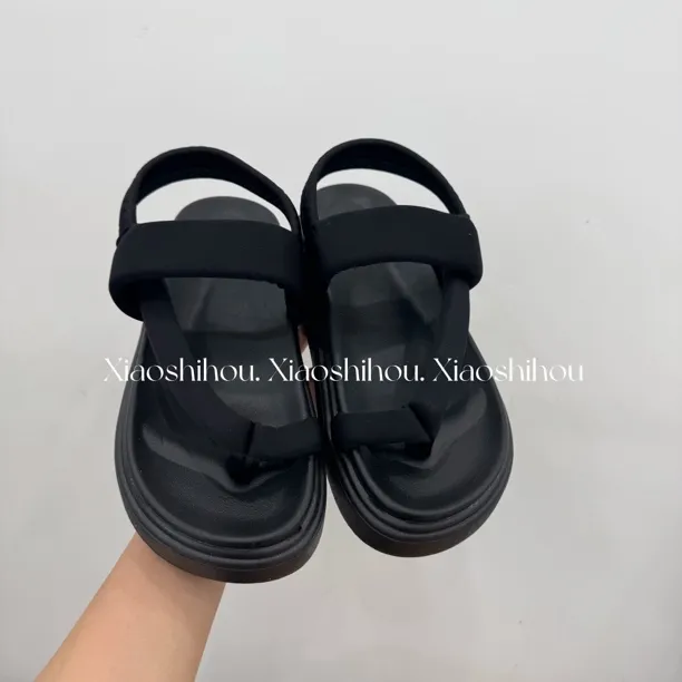 小时候女装店凉鞋