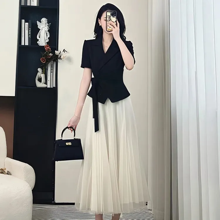 【两件套】【有内衬】夏季新时尚百搭优美女神大裙摆上衣+半身裙D1066