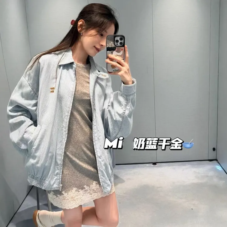 miu家秋现货夹克风奶蓝色翻领外套女休闲百搭显瘦气质拉链式上衣