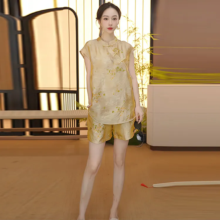 休闲新中式套装女2025年夏季新款气质百搭立领短袖上衣短裤两件套