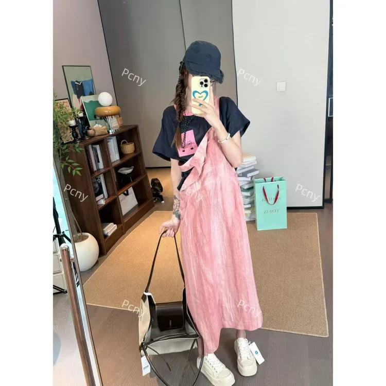 PCNY「粉色暴动」不理理夏季新款小众女装高级感气质宽松背带连衣裙