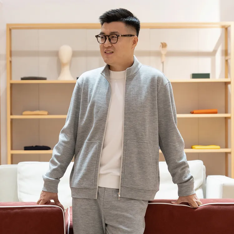 【253206010】冬子的馈赠！圆机羊绒_白中白山羊绒男立领外套夹克