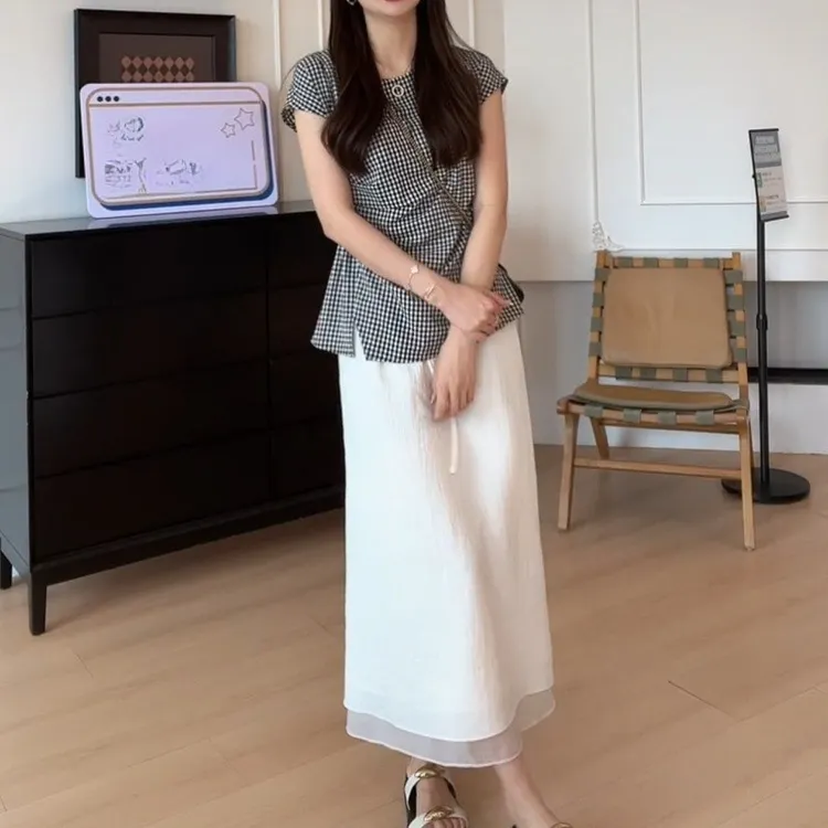 夏季休闲百搭显瘦套头侧边系带格子小衫+百搭半身裙LK2504121