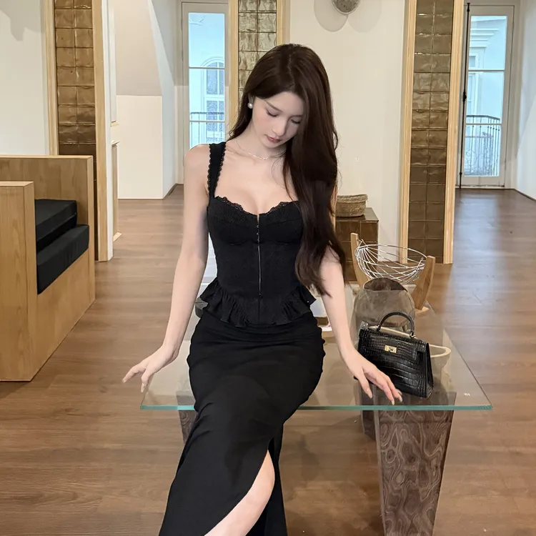 法式黑裙高级蕾丝吊带上衣鱼尾半身裙两件套性感气质显瘦裙套装