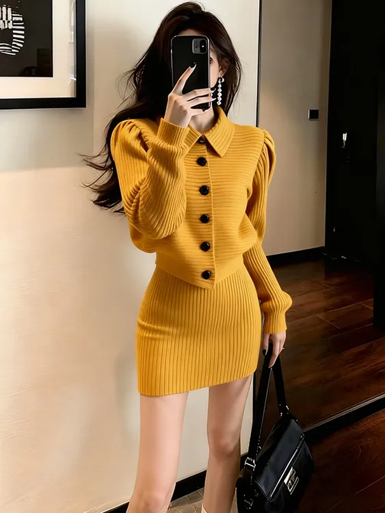 冬季小个子女神范气质高级感巨好看富家千金miu系针织半身裙套装