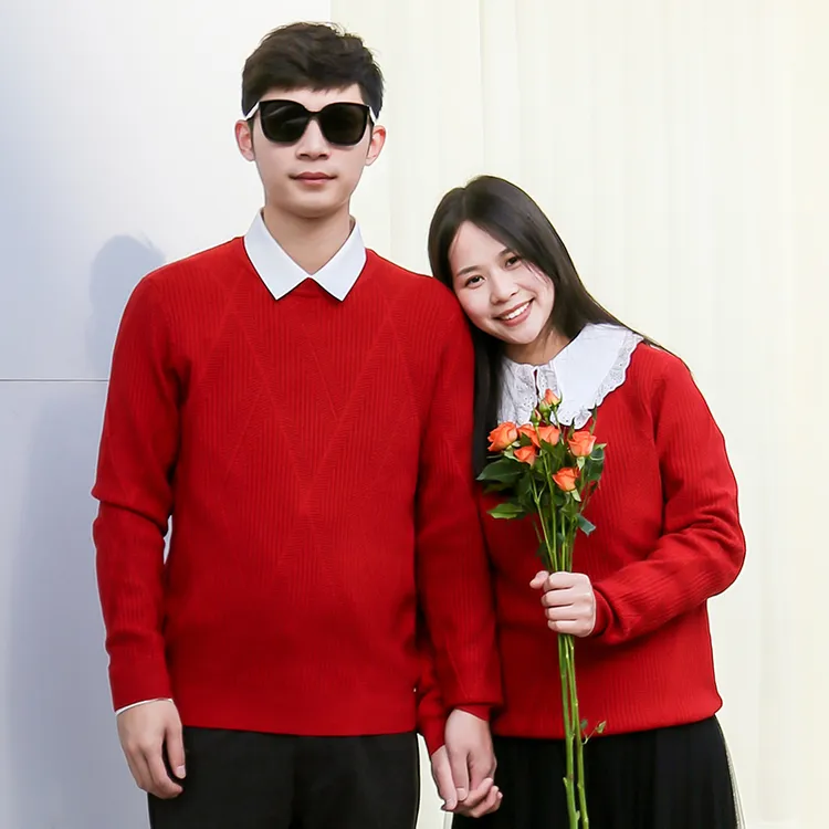 新年圣诞结婚情侣装冬季保暖本命年大红色圆领毛衣修身提花针织衫