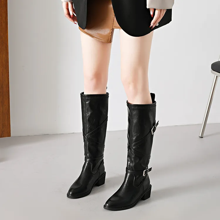 复古英伦风粗跟骑士长靴女2025新款黑色不过膝尖头高筒靴子时尚洋