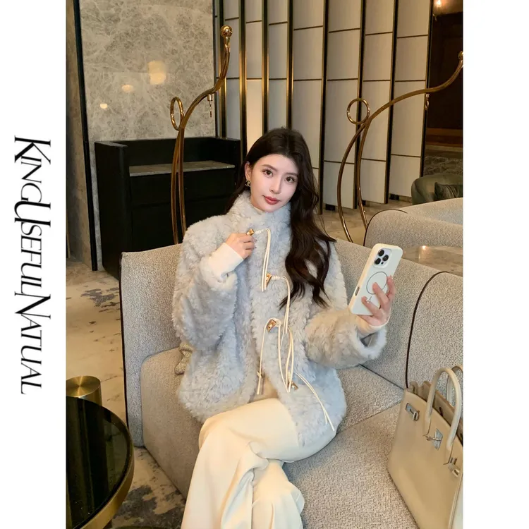 KUN【比安卡】越看越爱 时尚博主风蓝色保暖一件出门冬季毛毛外套