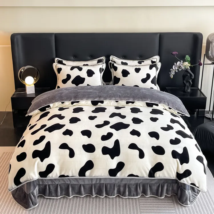 2025新款7斤重牛奶印花牛奶绒四件套轻奢加绒加厚双层双面绒绒被