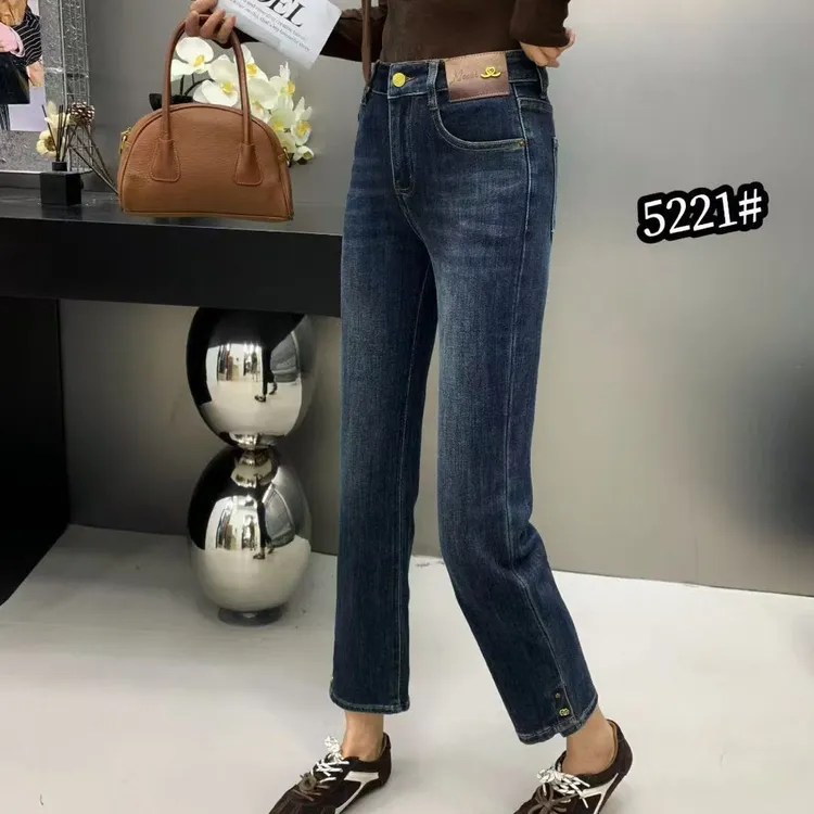 女士高腰显瘦烟管牛仔裤春秋新款小直筒九分裤时尚百搭