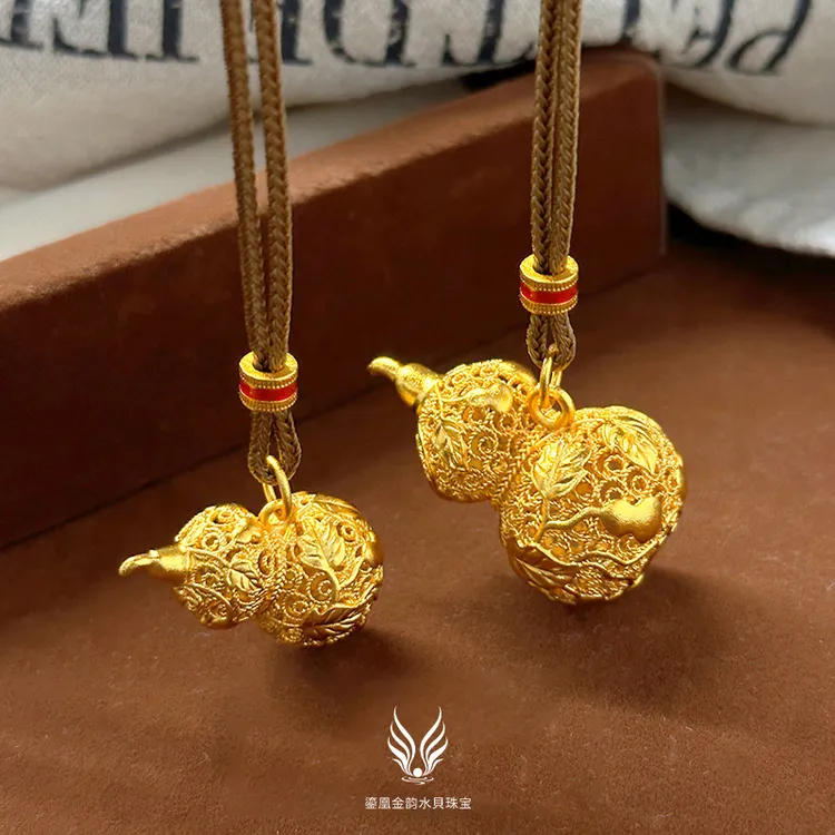 铜合金项链 小师妹 新中式小众设计感镂空花丝爬藤葫芦吊