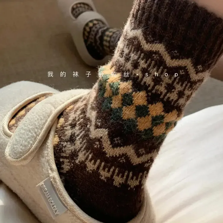 5色费尔岛菱格秋冬保暖日系复古民族风羊毛袜-SF