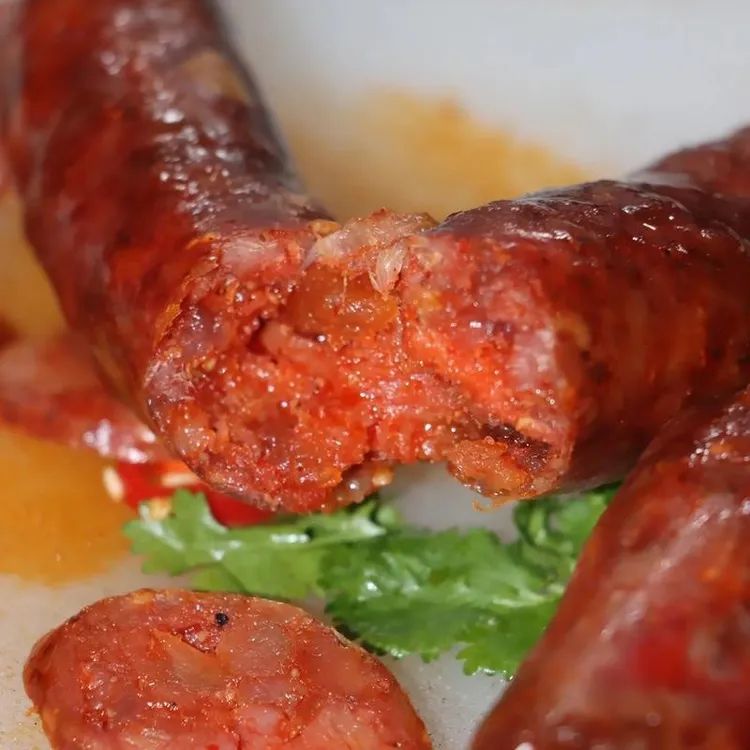 正宗四川农家土猪肉腊肠柴火烟熏纯肉麻辣腊味香肠麻辣味麻辣香肠