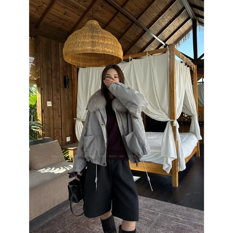 【流浪米兰】“90%白鹅绒”高品重工狐狸毛领可拆卸夹克羽绒外套67050