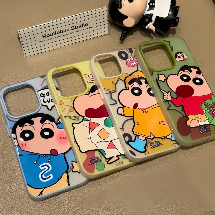 卡通动画蜡笔小新适用苹果16磨砂肤感手机壳iphone15全包14防摔13