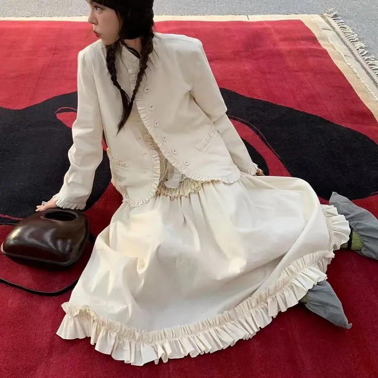 le rouge周美美 白胚律动文艺女孩百褶花边立领外套半裙套装
